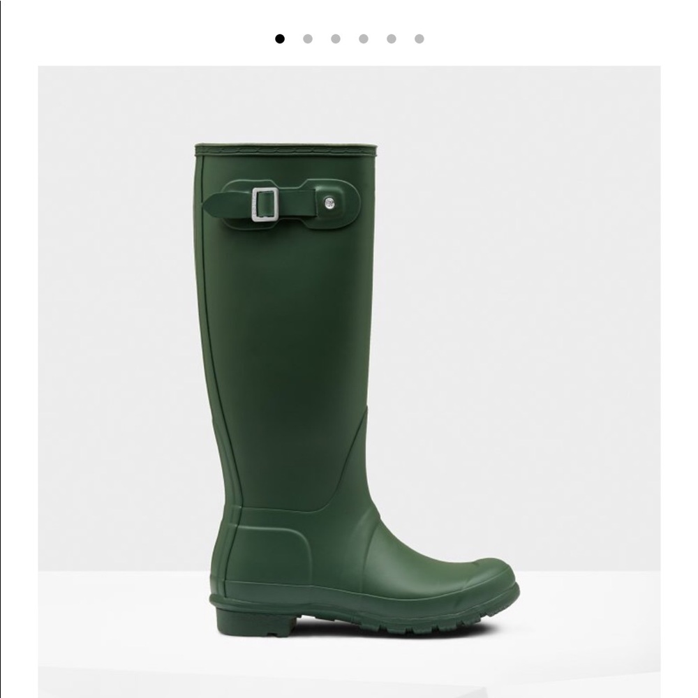 hunter boots! worn once!